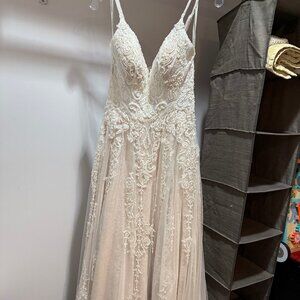 Martina Liana Wedding Dress - Never Worn